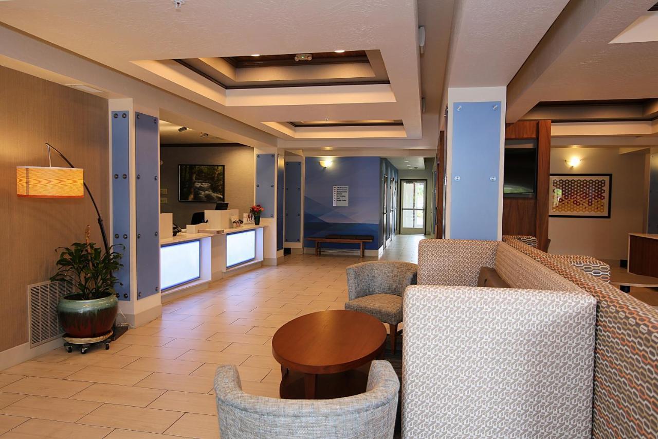 Holiday Inn Express Hotel & Suites Ashland By Ihg Dış mekan fotoğraf