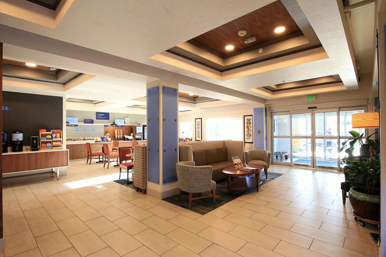 Holiday Inn Express Hotel & Suites Ashland By Ihg Dış mekan fotoğraf